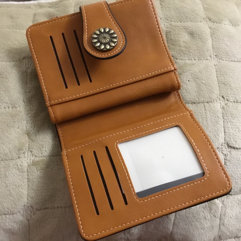 Wallet - Picture 3 of 7
